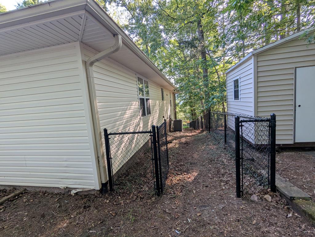 283 Deaver Cove Road Blairsville, GA 30512 - Photo 13 of 27 Alternate Front view