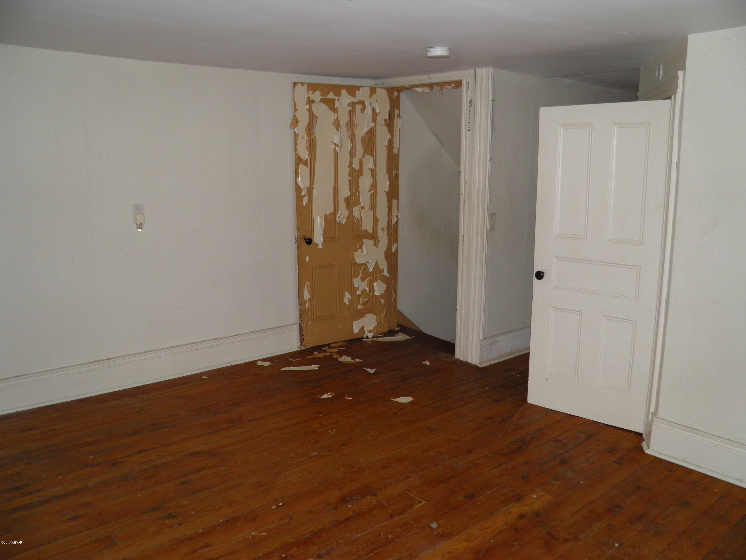 1311 Congdon Road Gillett, PA 16925 - Photo 9 of 25 P1211705