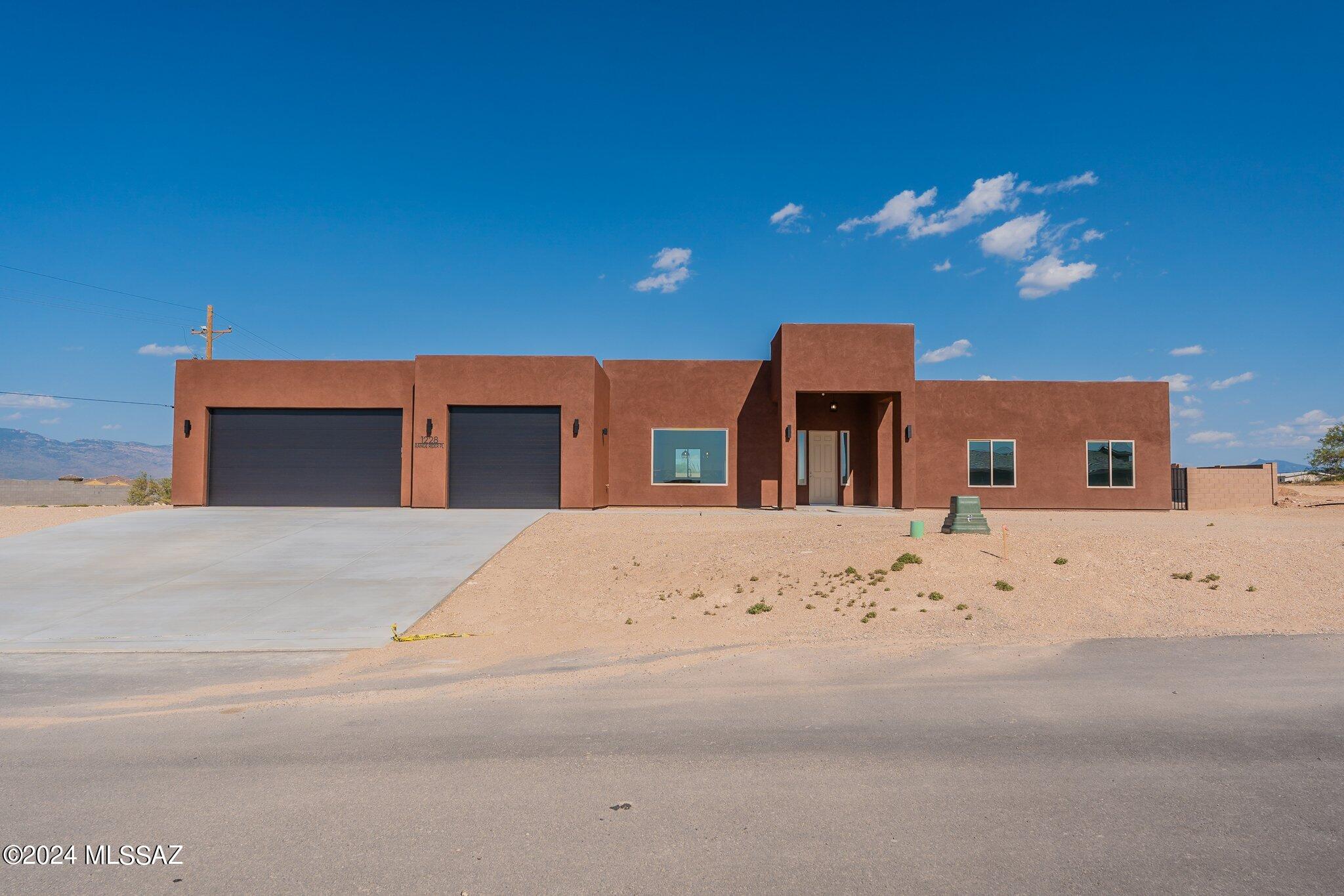 1228 Range Rider Place Vail, AZ 85641 - Photo 3 of 50