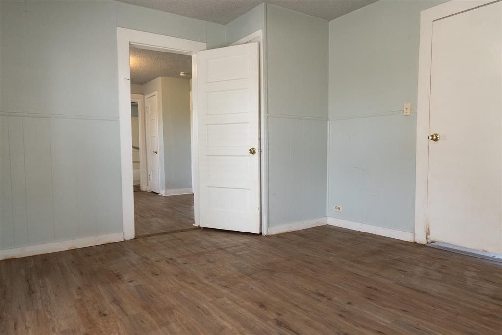 707 Ritchey Street Gainesville, TX 76240 - Photo 7 of 14