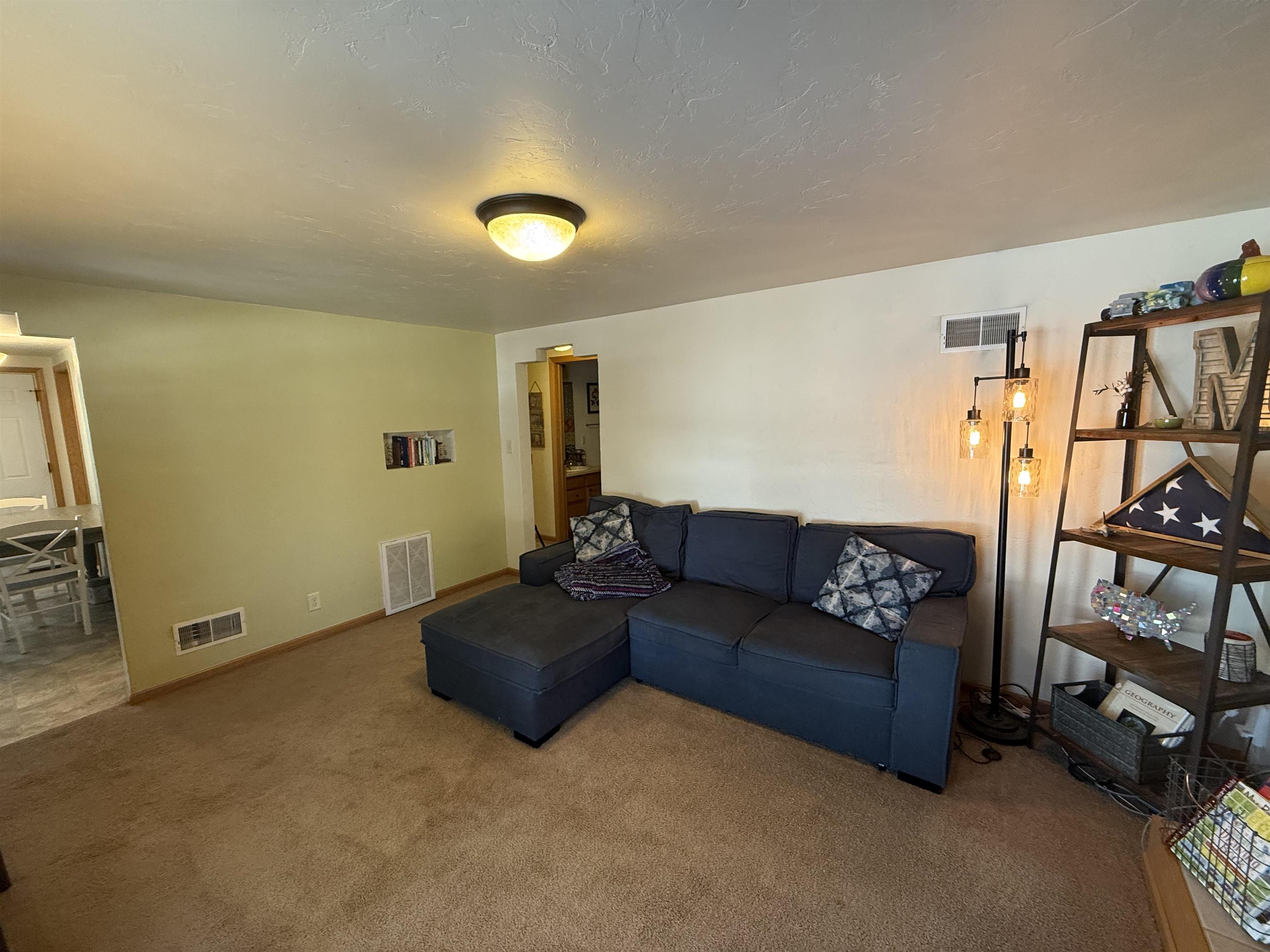 1631 West Spring Street Appleton, WI 54914 - Photo 3 of 17