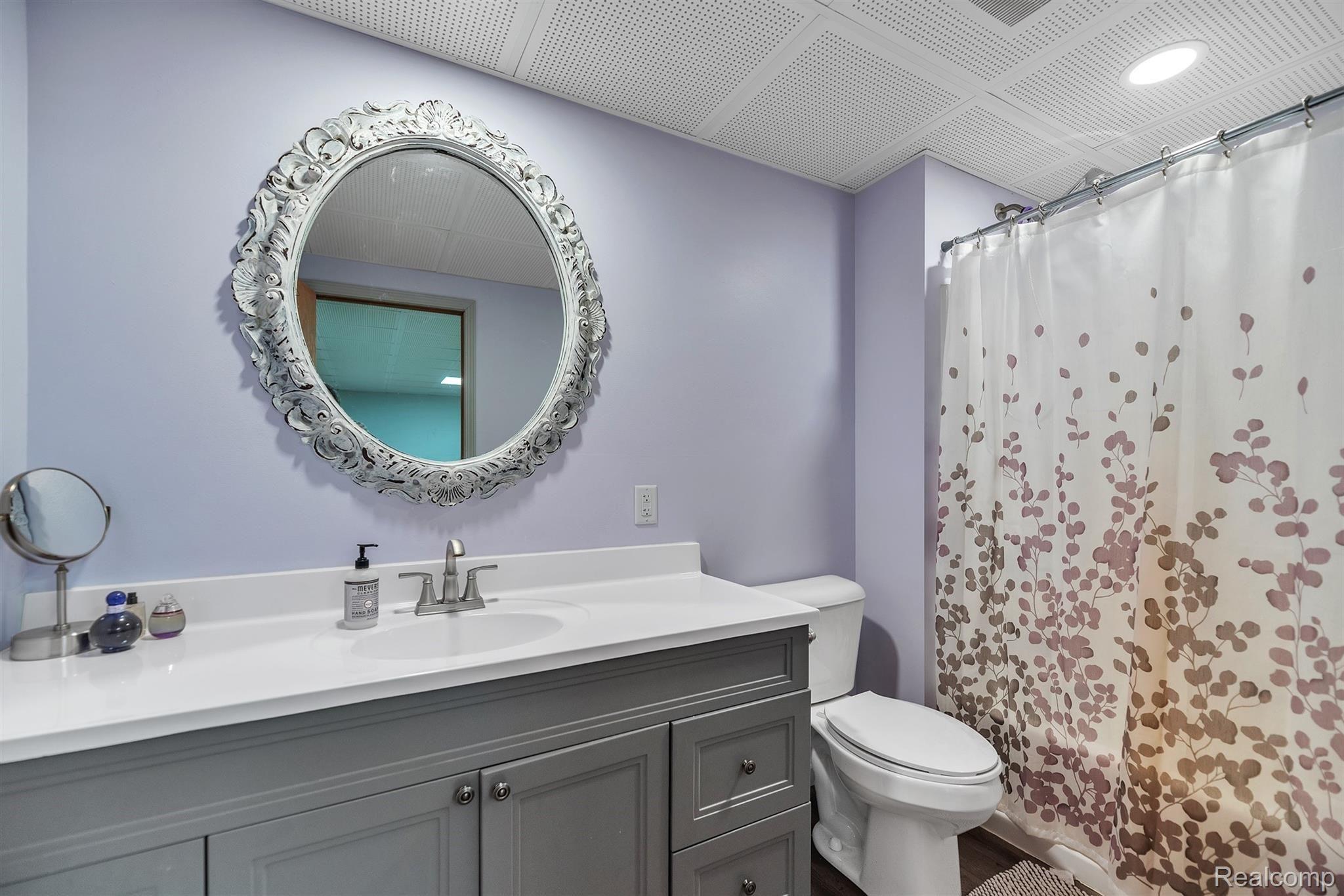11132 Mcgregor Road Pinckney, MI 48169 - Photo 40 of 50 34-11132 Mcgregor Rd-WindowStill-Re.jpg