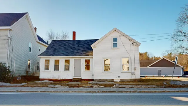 $235,000 | 219 Lisbon Street, Lisbon, ME 04250