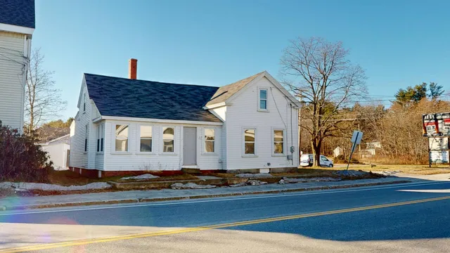 $235,000 | 219 Lisbon Street, Lisbon, ME 04250