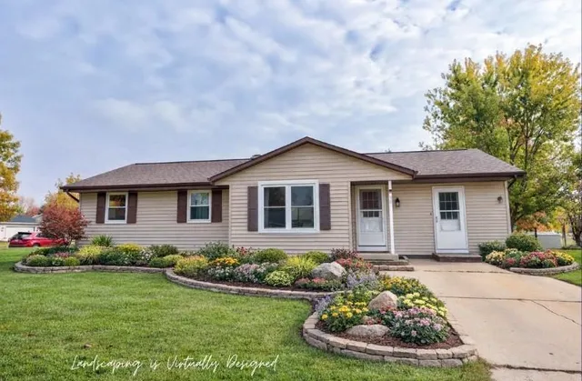 $330,000 | 90 East Countryside Drive, Evansville, WI 53536