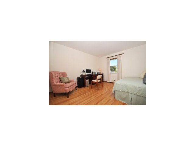 1261 Ribbon Street Foster City, CA 94404 - Photo 7 of 9 Gallery Image 7