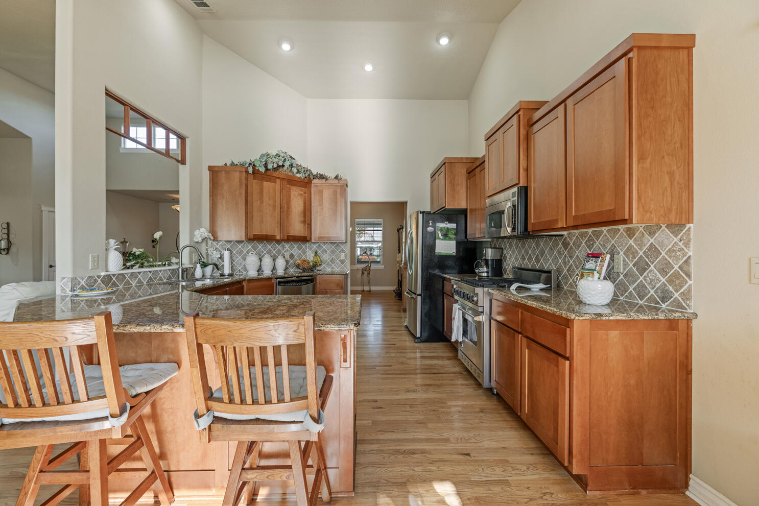 128 Oak Point Drive Eagle Point, OR 97524 - Photo 17 of 31