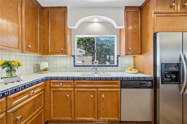 $1,450,000 | 143 Claremont Avenue, Long Beach, CA 90803