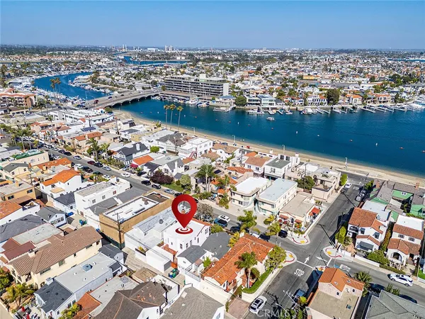 $1,450,000 | 143 Claremont Avenue, Long Beach, CA 90803