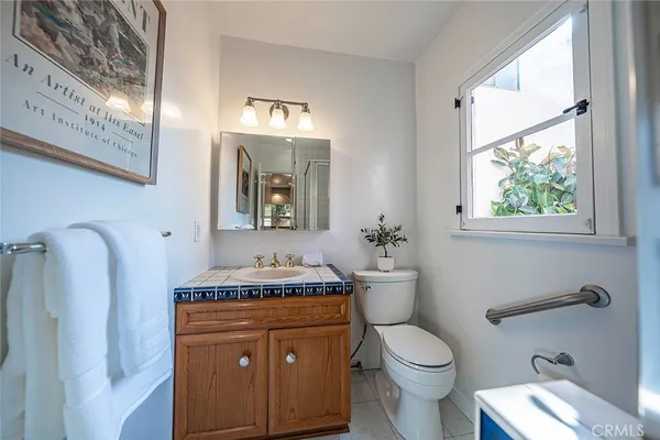 $1,450,000 | 143 Claremont Avenue, Long Beach, CA 90803
