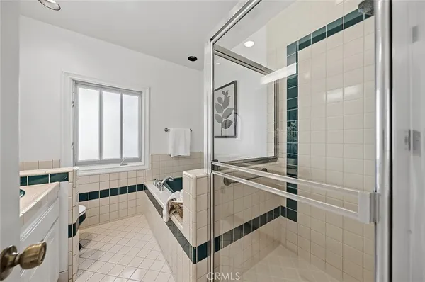 $1,450,000 | 143 Claremont Avenue, Long Beach, CA 90803