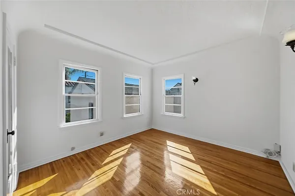 $1,450,000 | 143 Claremont Avenue, Long Beach, CA 90803
