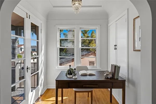 $1,450,000 | 143 Claremont Avenue, Long Beach, CA 90803