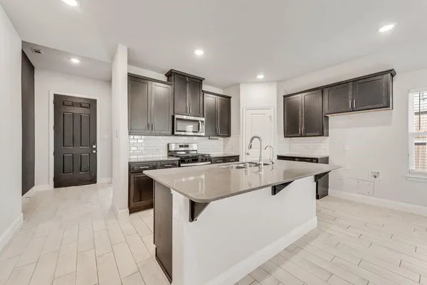 $2,250 | 512 Tartane Drive, Anna, TX 75409