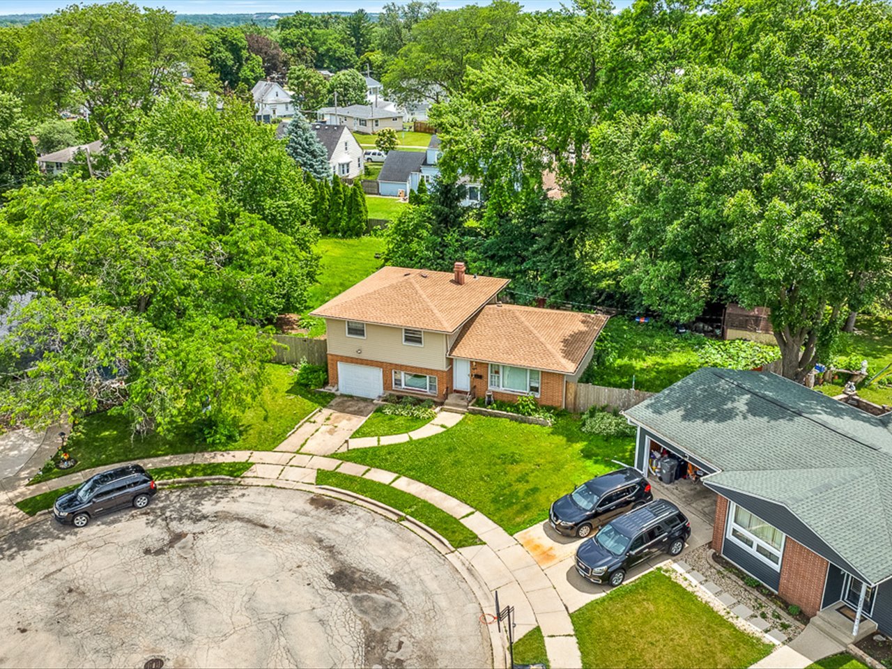 219 Walter Court Elgin, IL 60123 - Photo 32 of 36
