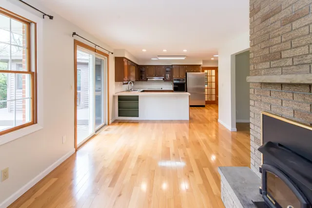 $2,100 | 6868 Crane Road, Ypsilanti, MI 48197