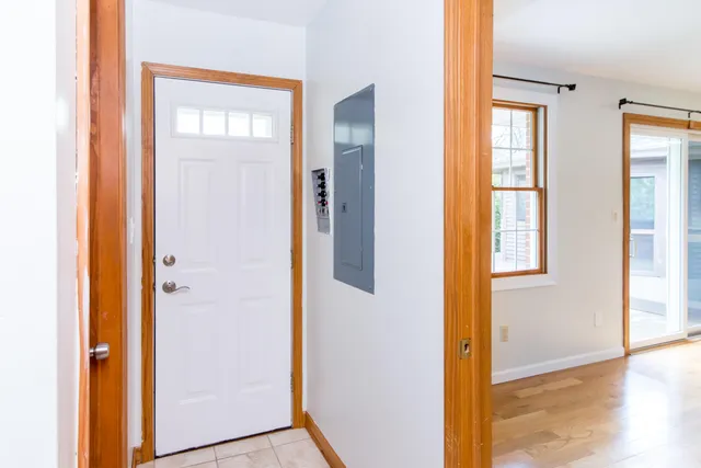 $2,100 | 6868 Crane Road, Ypsilanti, MI 48197