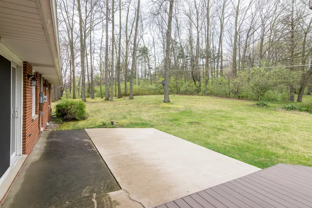 $2,100 | 6868 Crane Road, Ypsilanti, MI 48197