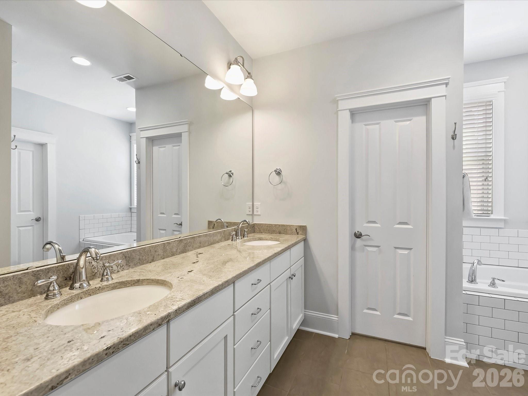 1131 Reece Road Charlotte, NC 28209 - Photo 23 of 37 Gallery Image 23