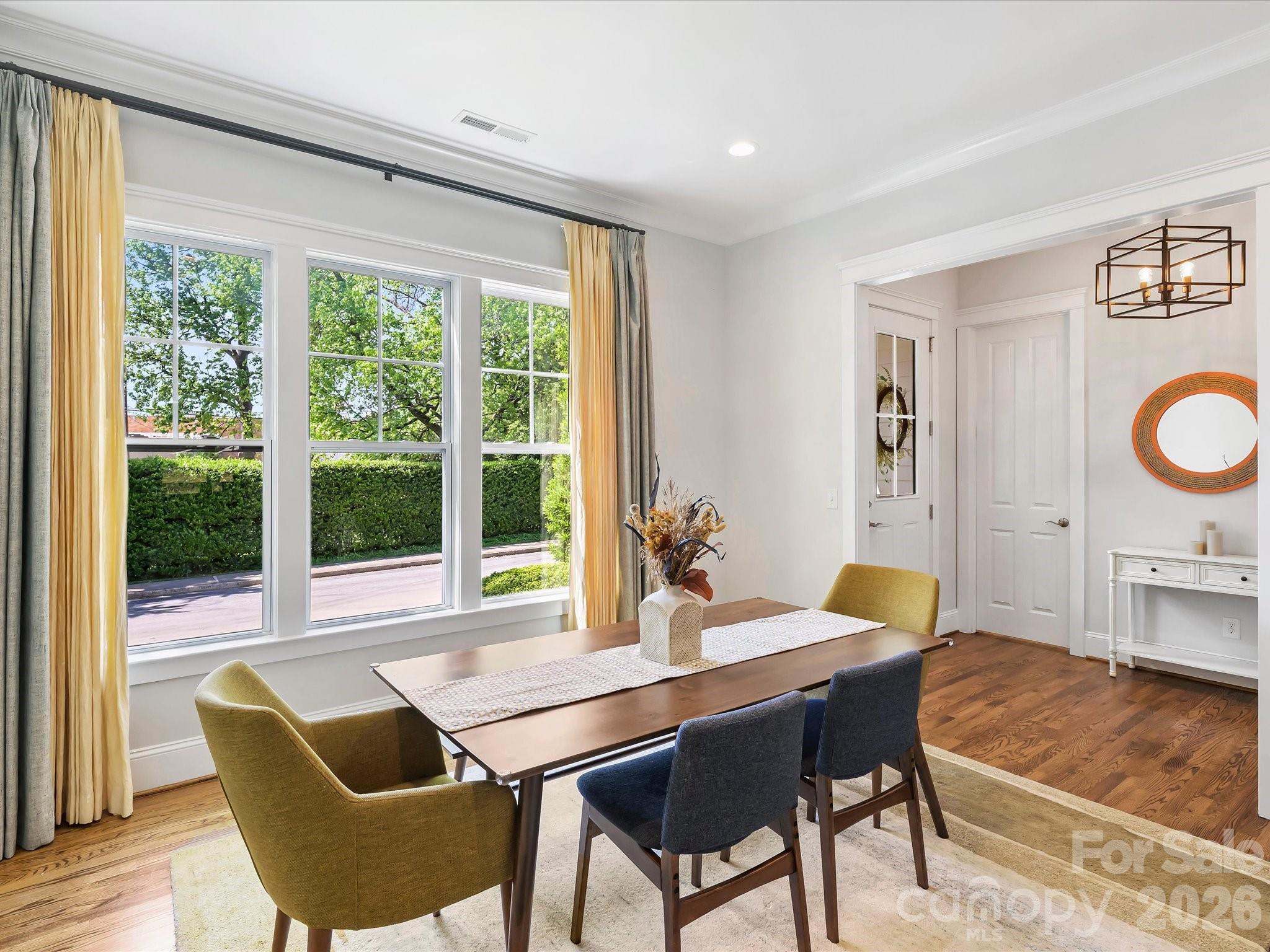 1131 Reece Road Charlotte, NC 28209 - Photo 6 of 37 Gallery Image 6