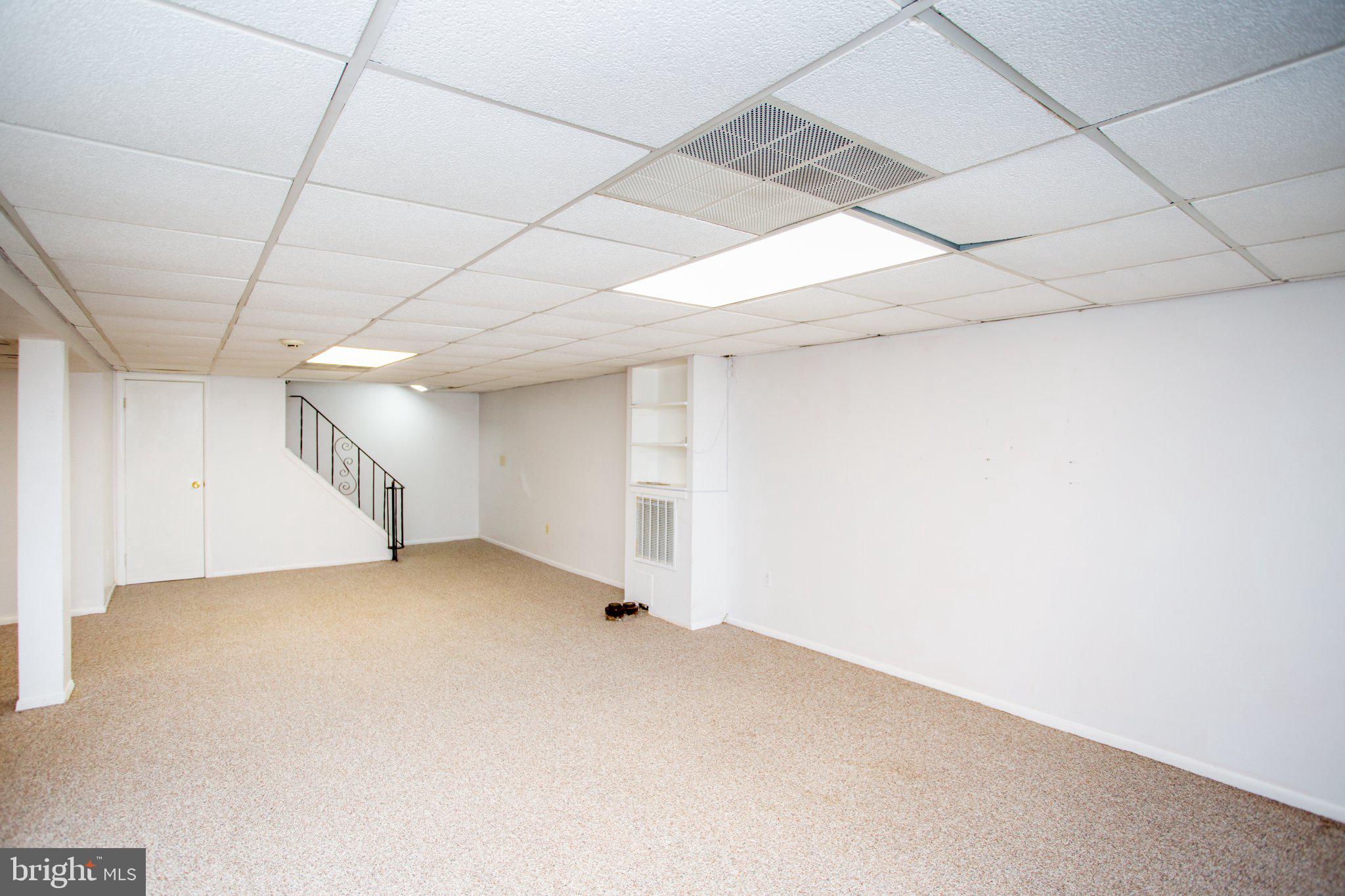 14 Woodmere Road North Brunswick, NJ 08902 - Photo 80 of 123 Gallery Image 80