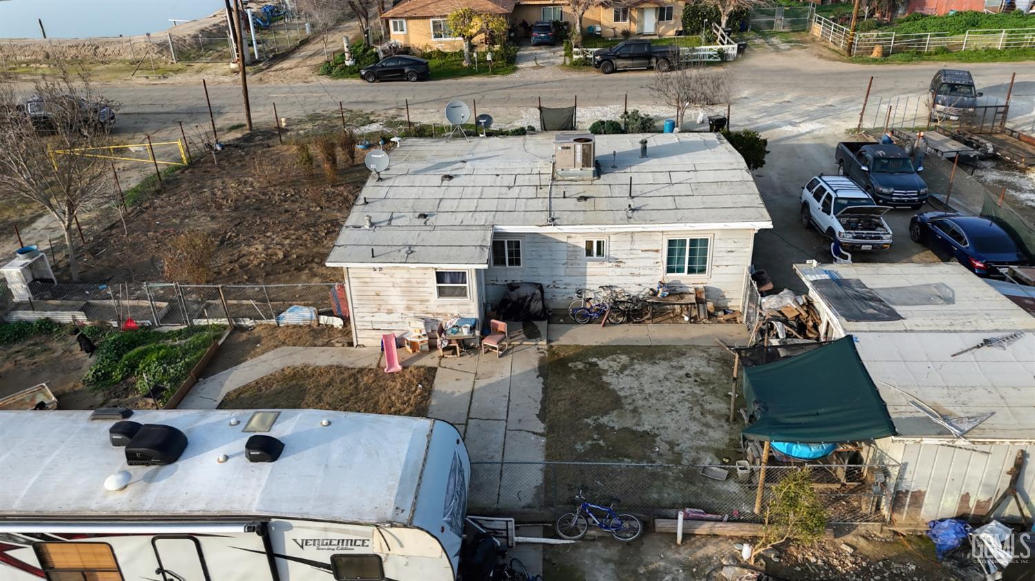 Undisclosed Address Shafter, CA 93263 - Photo 5 of 20