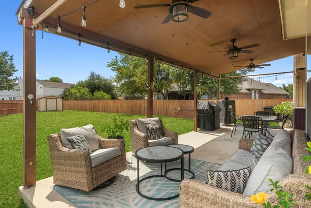 $460,000 | 154 Larch Cove, Kyle, TX 78640