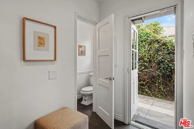 $1,699,000 | 5009 Willowcrest Avenue, North Hollywood, CA 91601