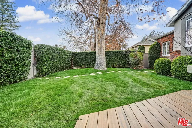 $1,699,000 | 5009 Willowcrest Avenue, North Hollywood, CA 91601