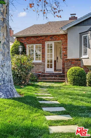 $1,699,000 | 5009 Willowcrest Avenue, North Hollywood, CA 91601