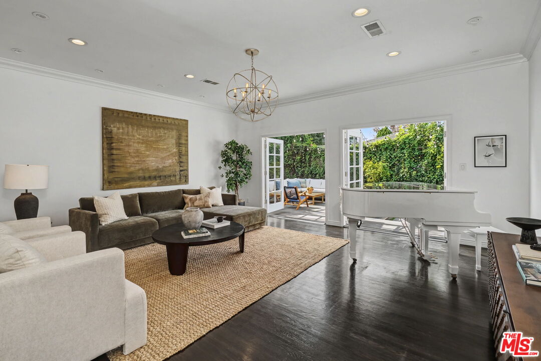 5009 Willowcrest Avenue North Hollywood, CA 91601 - Photo 40 of 61