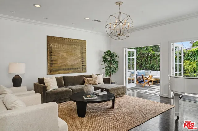 $1,699,000 | 5009 Willowcrest Avenue, North Hollywood, CA 91601