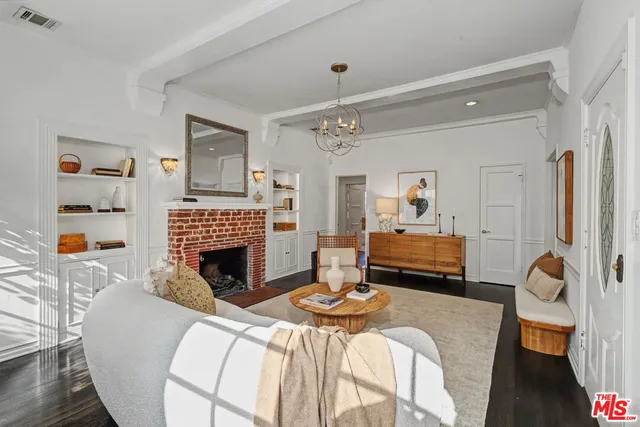 $1,699,000 | 5009 Willowcrest Avenue, North Hollywood, CA 91601