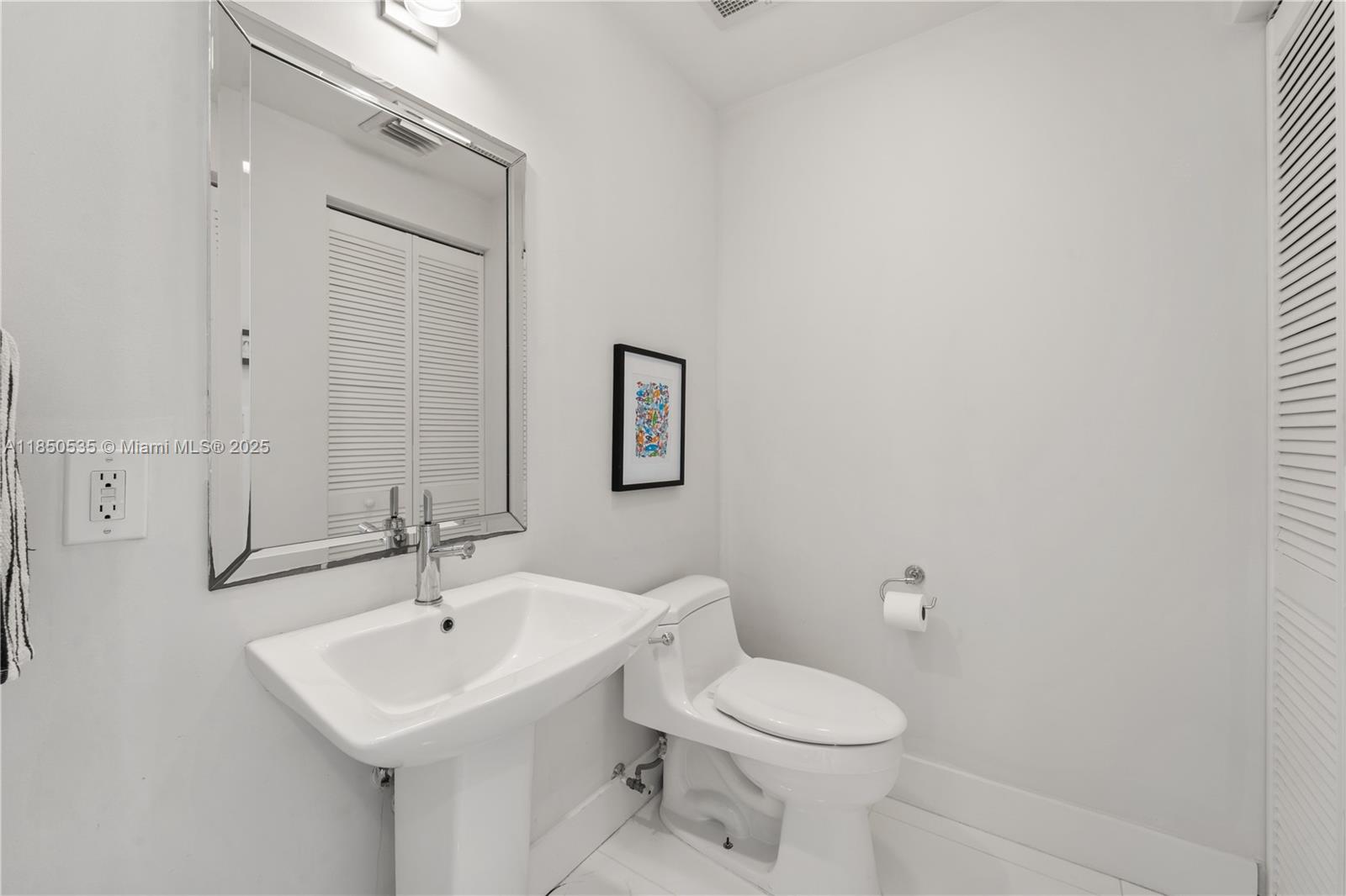 3470 East Coast Avenue, Unit H1514 Miami, FL 33137 - Photo 14 of 35