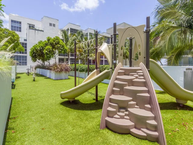 $699,000 | 3470 East Coast Avenue, Unit H1514, Miami, FL 33137