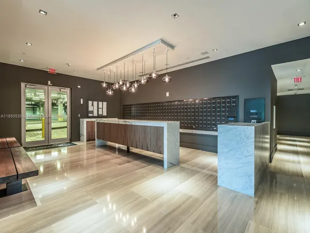 $699,000 | 3470 East Coast Avenue, Unit H1514, Miami, FL 33137