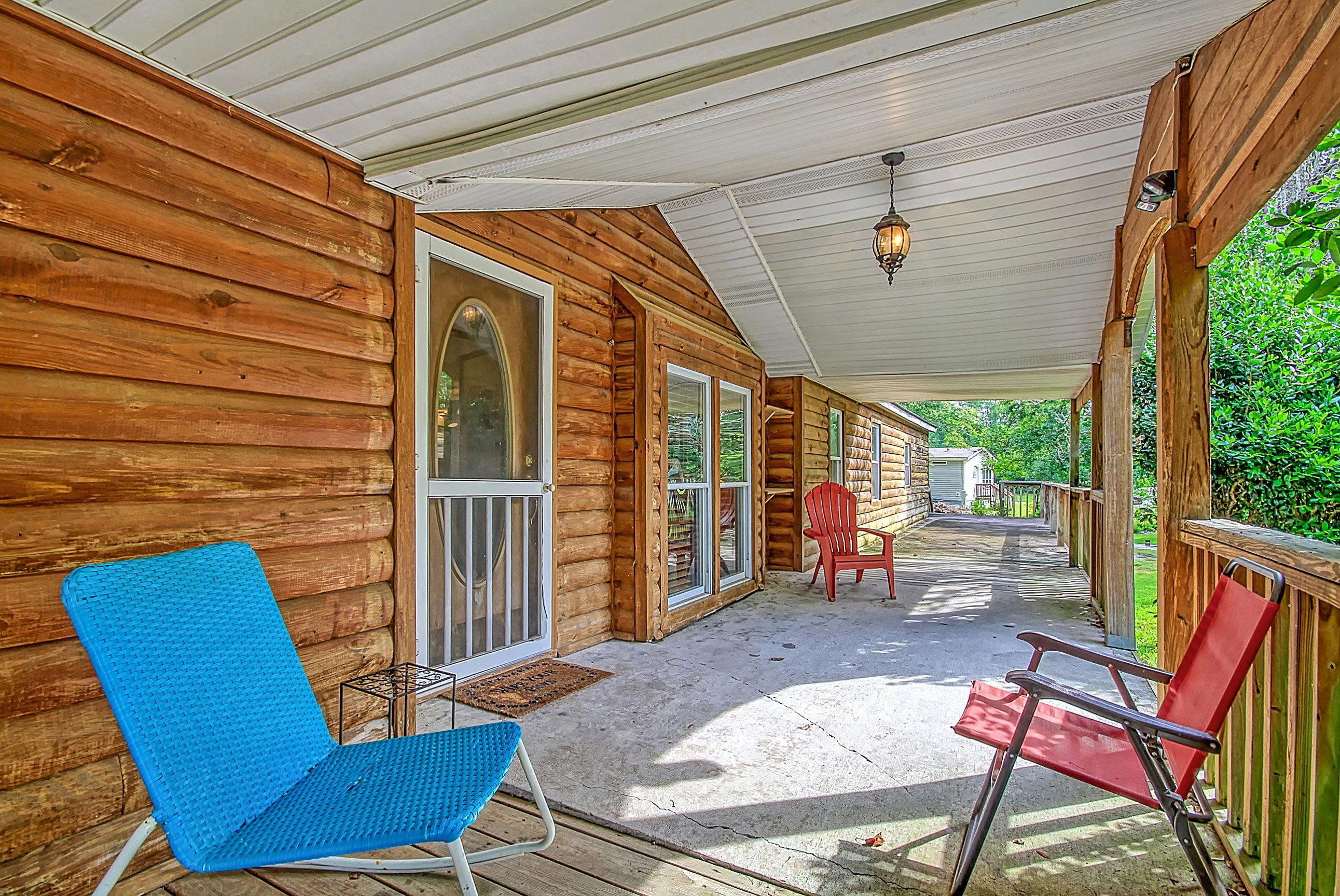 1386 State Rd S-8-449 Summerville, SC 29486 - Photo 4 of 32 Front_Porch