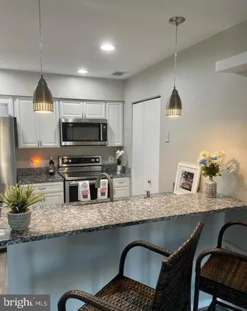 $2,000 | 7604 A Lakeside Village Drive, Falls Church, VA 22042