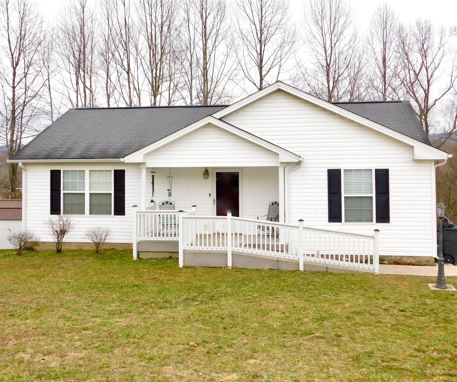 240 Stump Road Irvine, KY 40336 - Photo 2 of 32 Photo 2