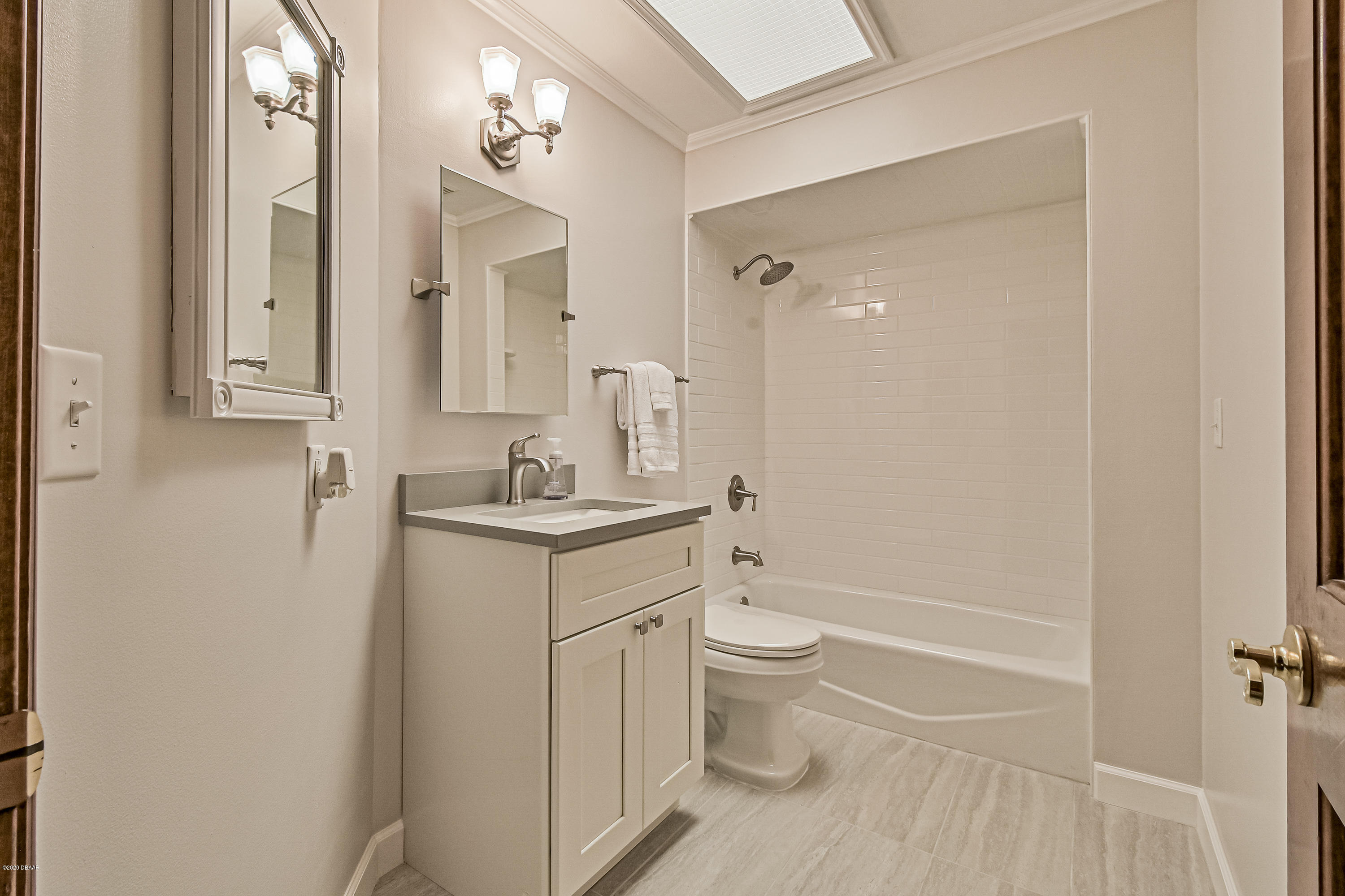 656 Needlerush Road Port Orange, FL 32127 - Photo 51 of 83 Upstairs Bath