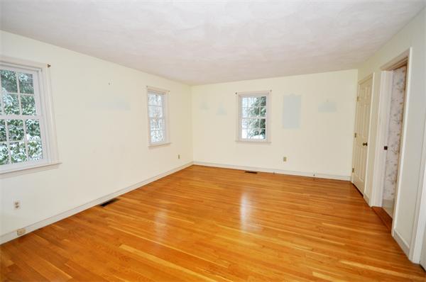 178 Silver Hill Road Concord, MA 01742 - Photo 11 of 21 Gallery Image 11