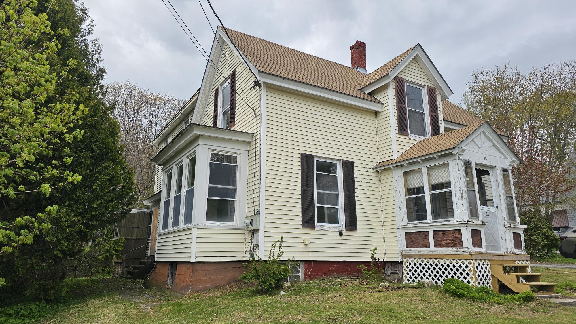 35 Bridge Street Topsham, ME 04086 - Photo 2 of 51