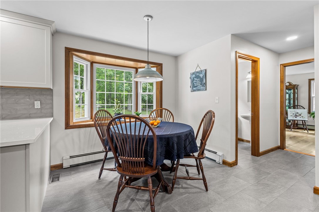 157 Tara Lane Woonsocket, RI 02895 - Photo 6 of 33
