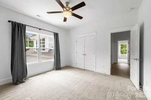 $985,000 | 3207 James Plantation Drive, Denver, NC 28037