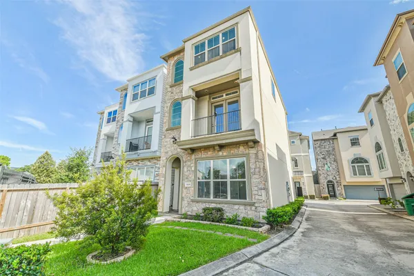 $3,000 | 11115 Olympia Drive, Houston, TX 77042