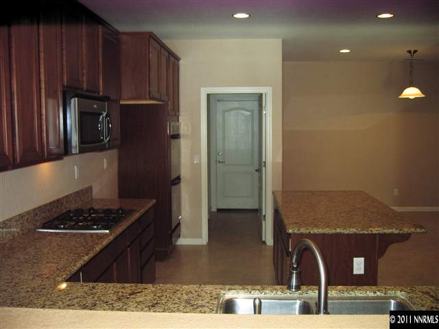 11330 Messina Court Reno, NV 89521 - Photo 8 of 13 Photo 8