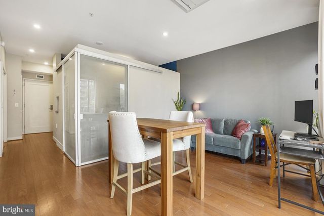 $251,500 | 1320 Fenwick Lane, Unit 406, Silver Spring, MD 20910