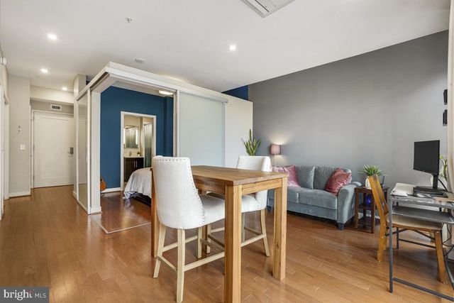 $251,500 | 1320 Fenwick Lane, Unit 406, Silver Spring, MD 20910