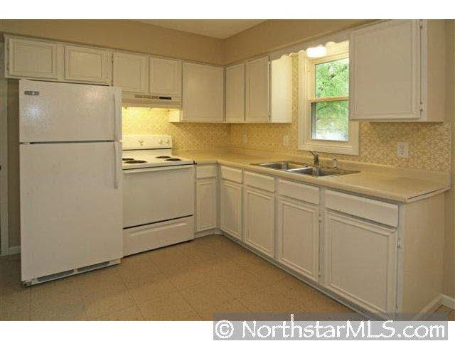 16706 Dublin Road Southeast Prior Lake, MN 55372 - Photo 3 of 7 Gallery Image 3