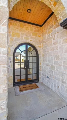 $579,900 | 3157 Salado Creek Drive, Tyler, TX 75703